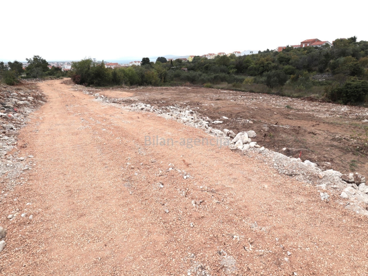 Zemljišče Vodice, 670m2