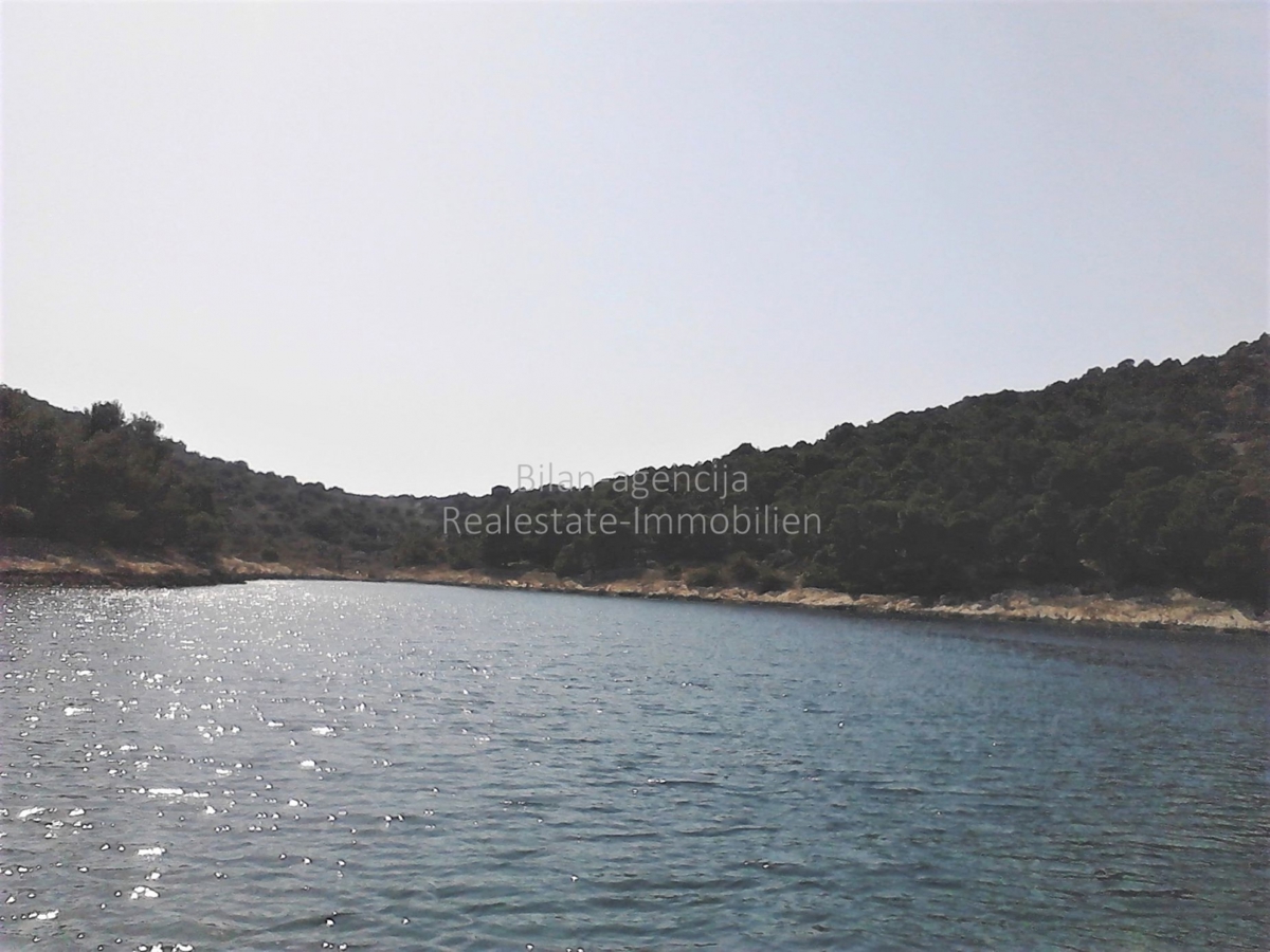 Zemljišče Vodice, 30.000m2