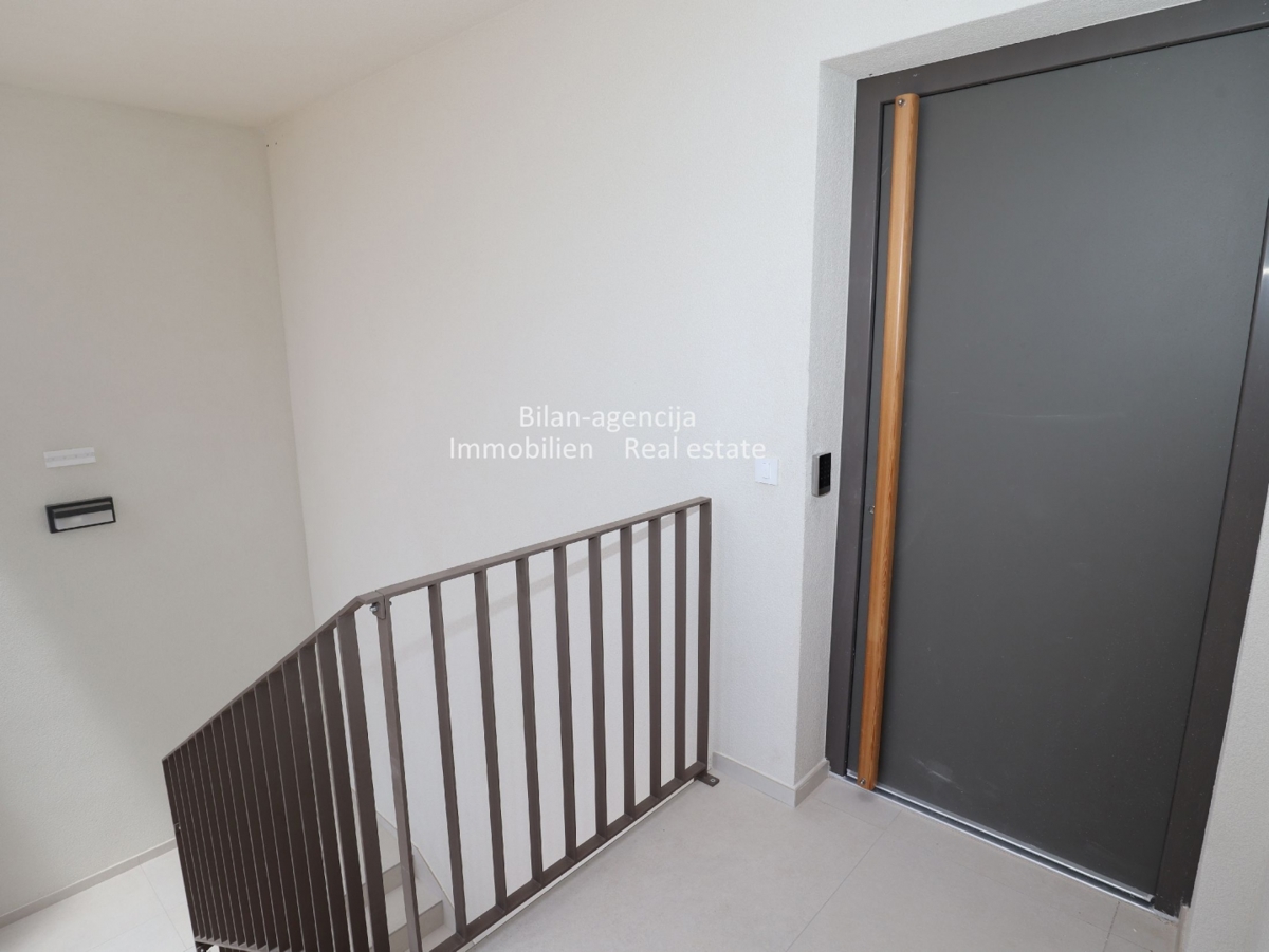 Apartma/Stanovanje Vodice, 89,42m2