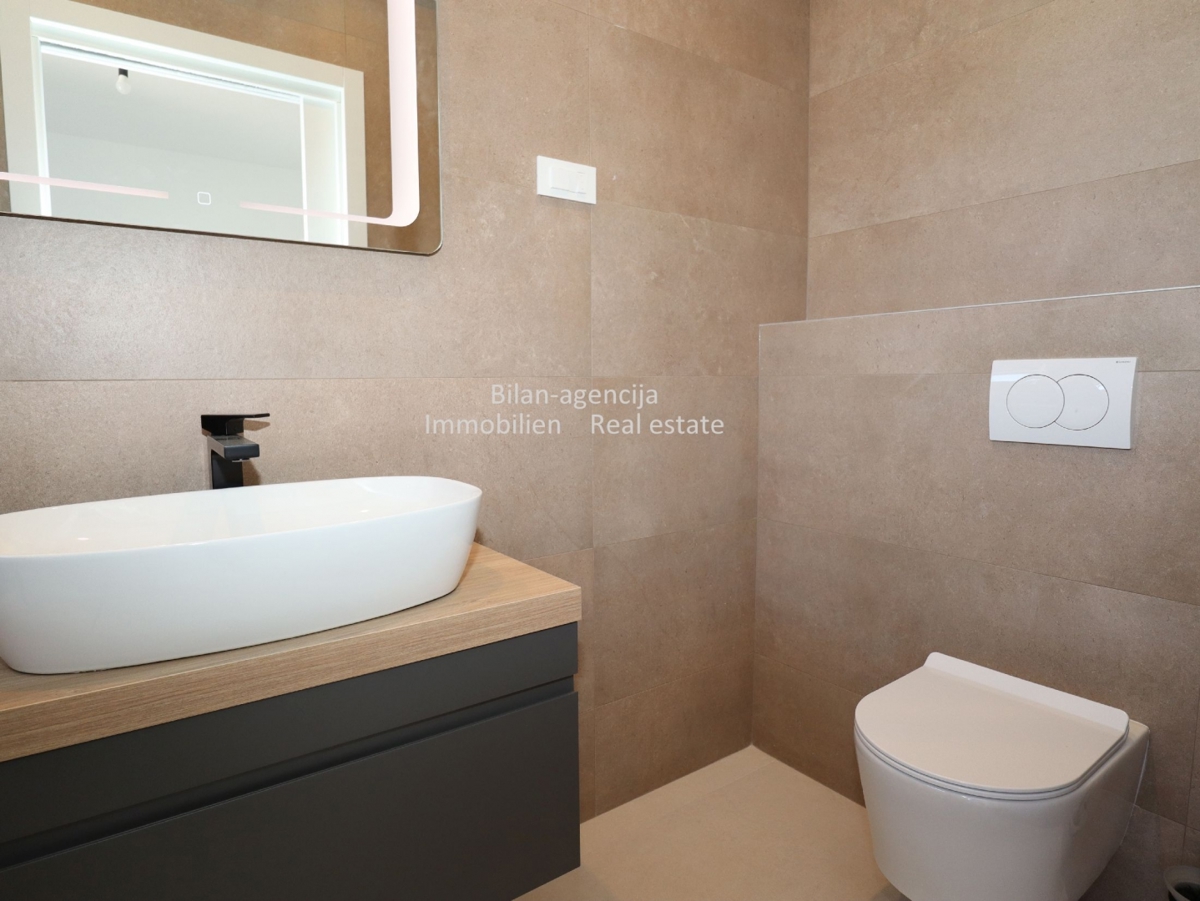 Apartma/Stanovanje Vodice, 89,42m2