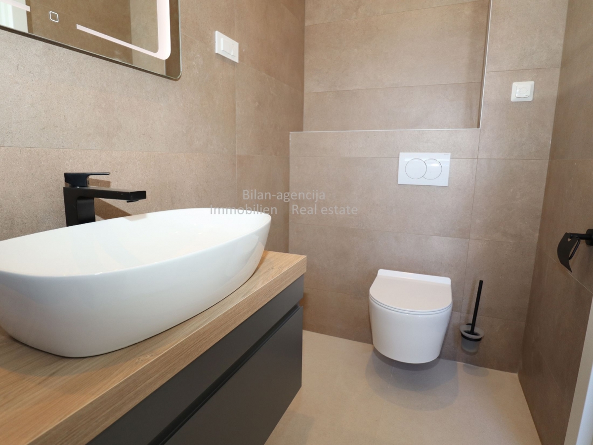 Apartma/Stanovanje Vodice, 89,42m2
