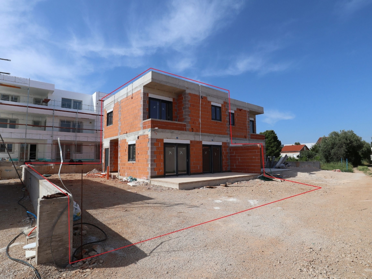 Polovica dvojčka, novogradnja, Vodice, 320.000 €