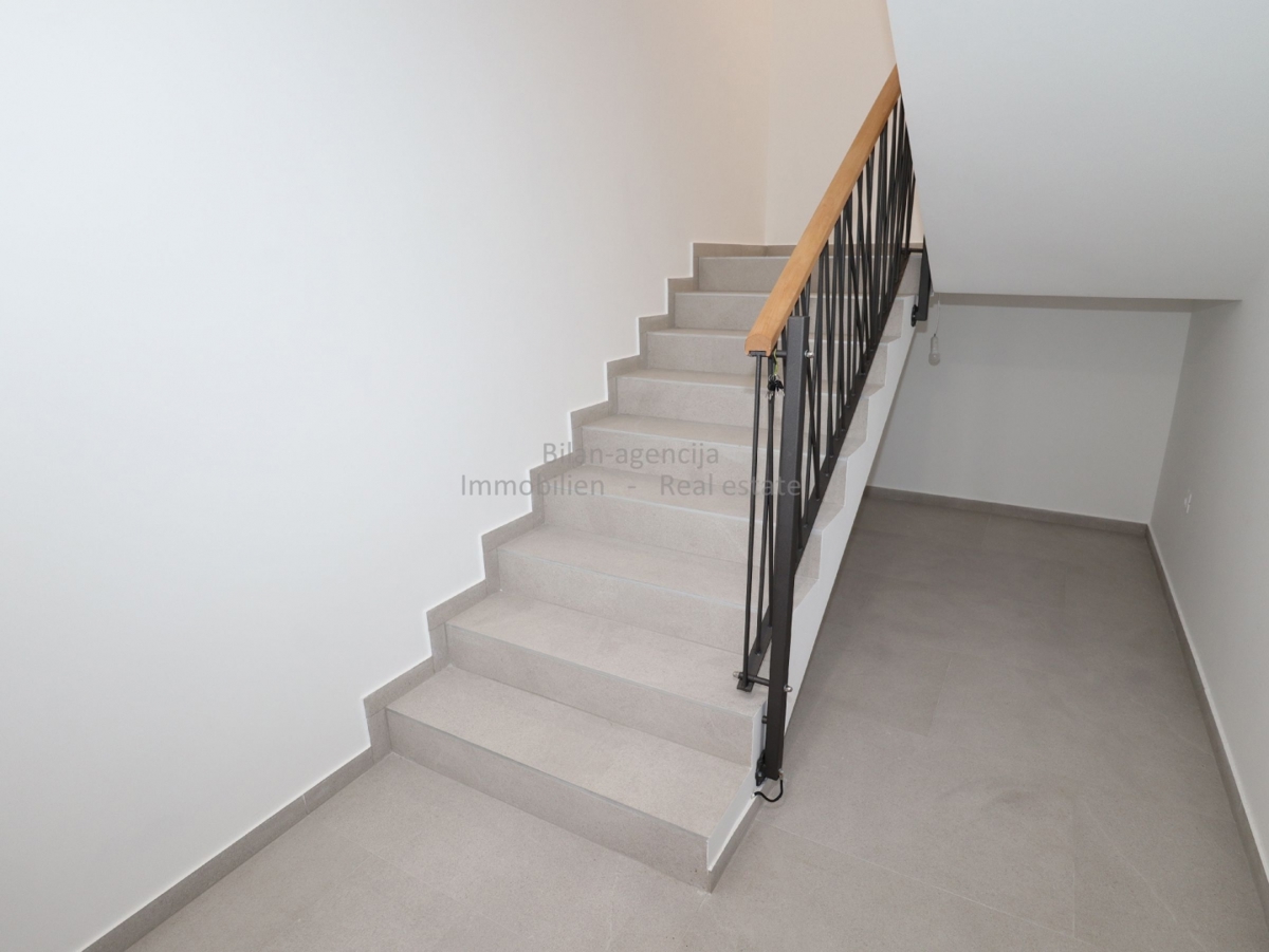 Apartma/Stanovanje Vodice, 109,21m2