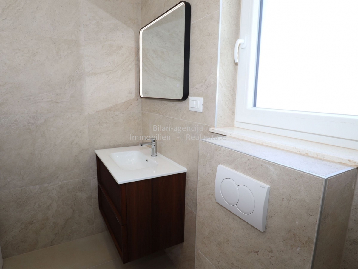 Apartma/Stanovanje Vodice, 109,21m2