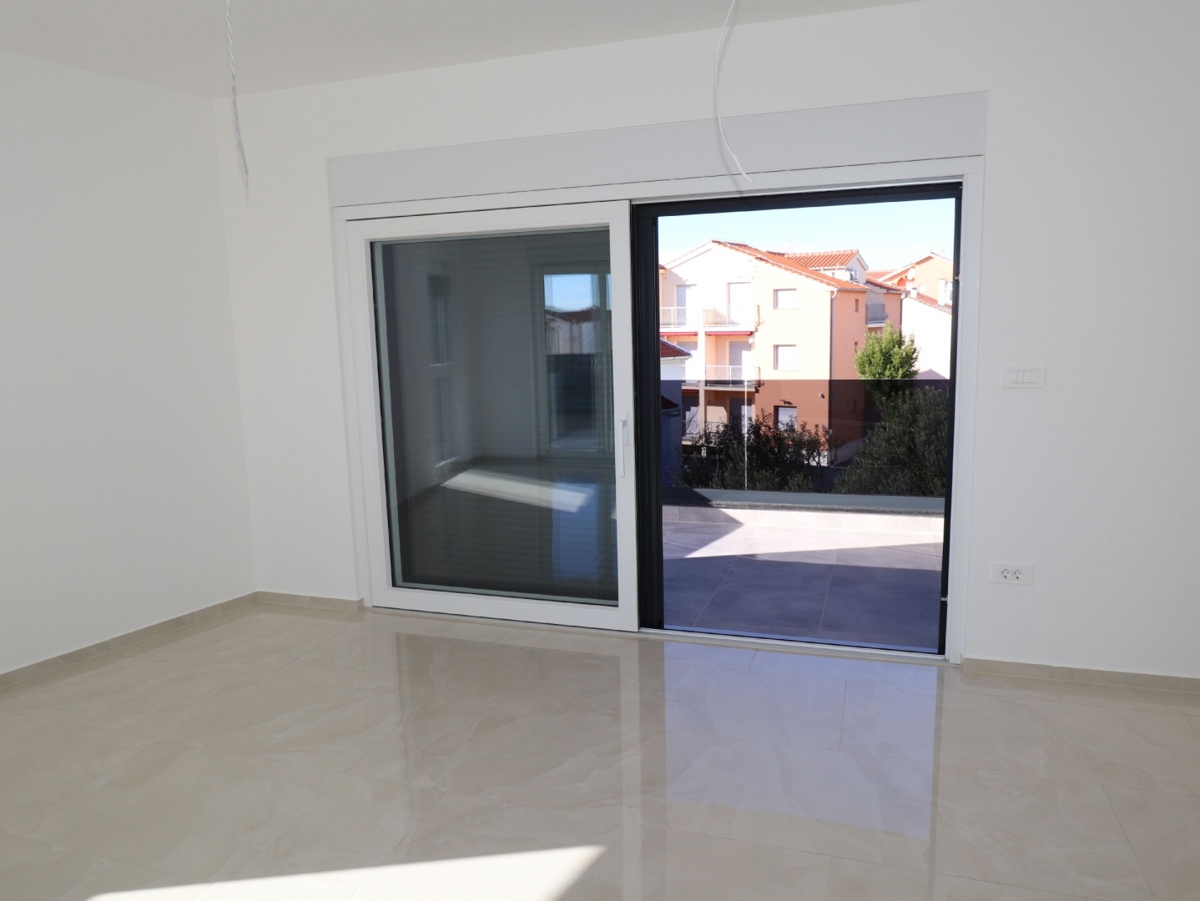 Stanovanje, 90 m², Vodice, novogradnja, 2 ss, 279.000 €