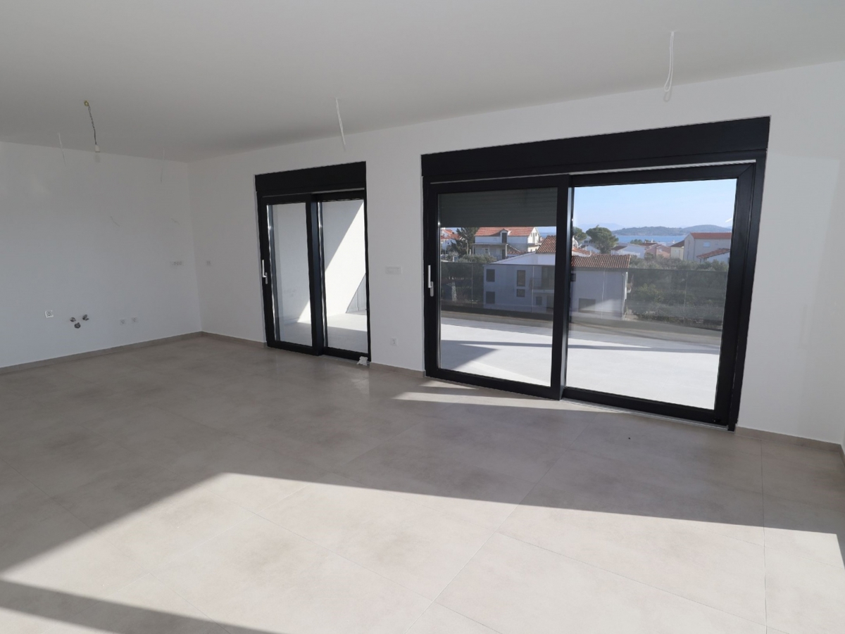 Apartma/Stanovanje Tribunj, 133m2