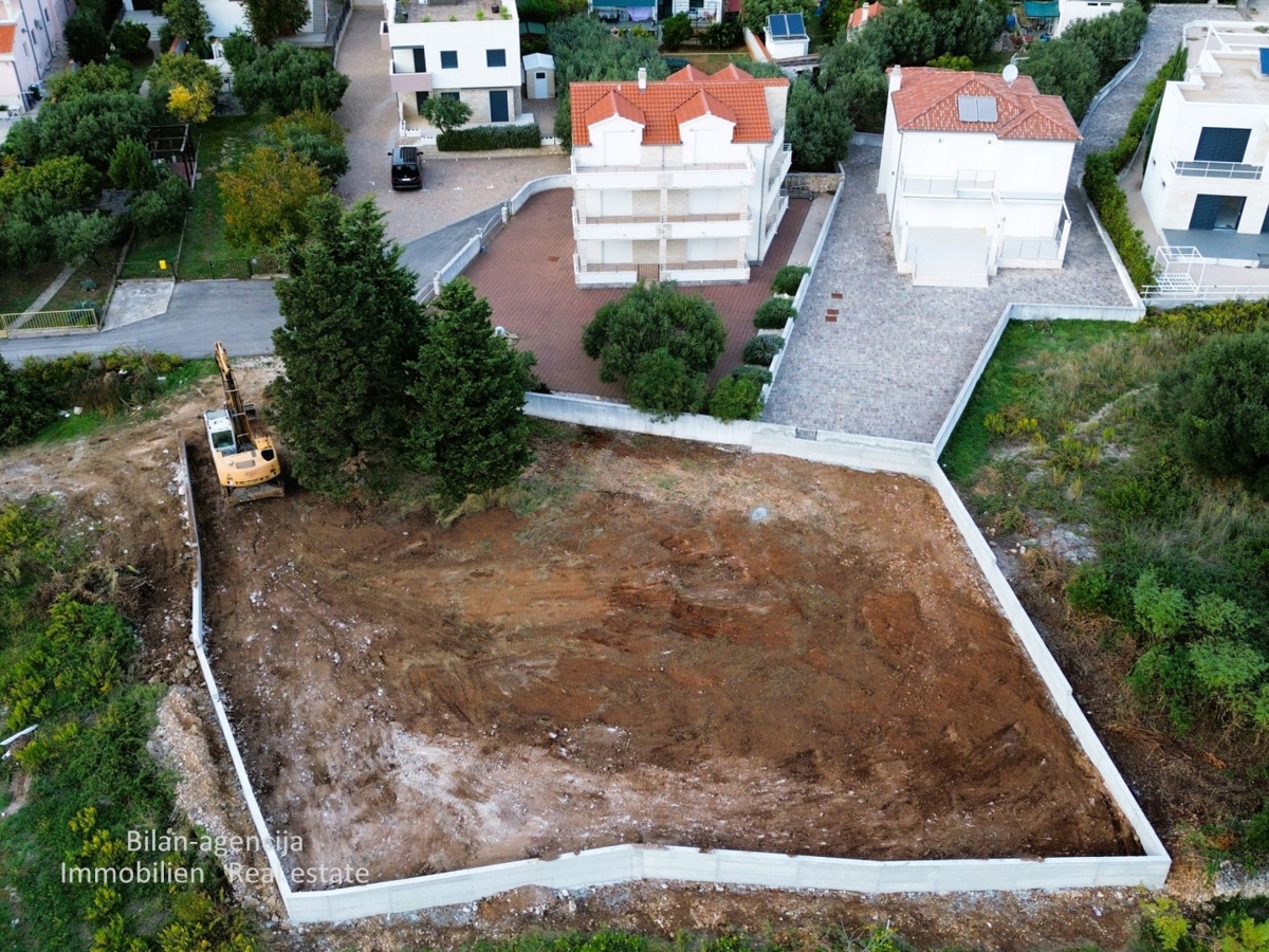 Zemljišče Vodice, 780m2