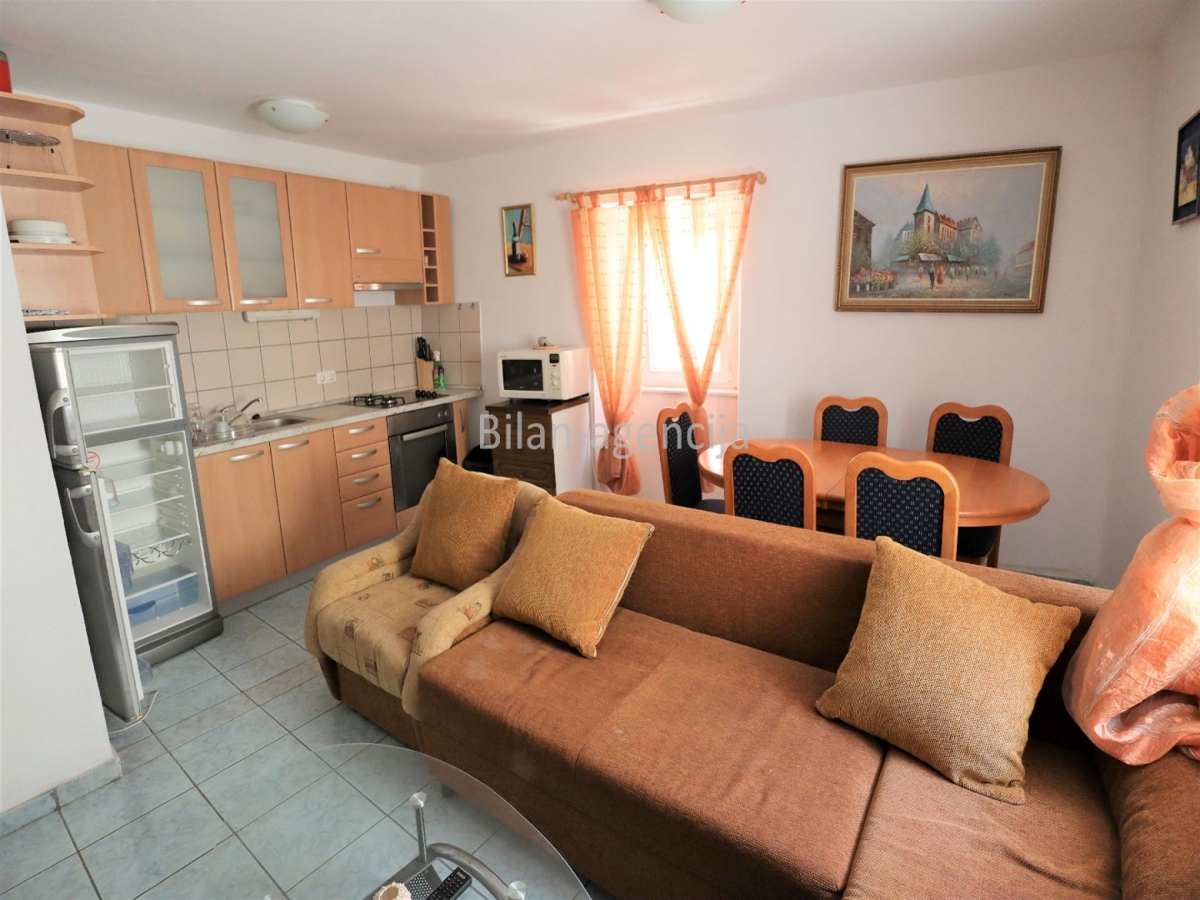Betina, Murter, hiša, center, strešna terasa, pogled na morje