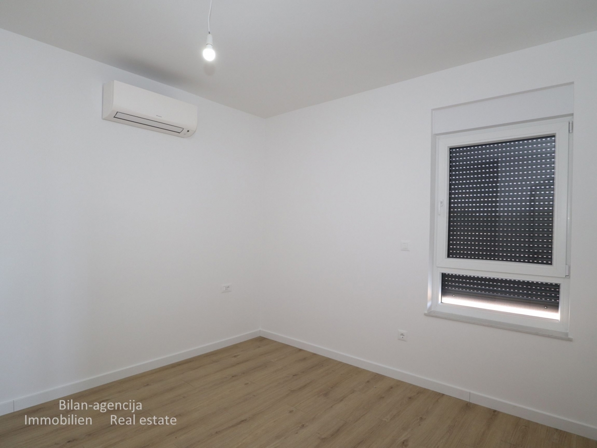 Apartma/Stanovanje Tribunj, 113m2, 3 spavalnice