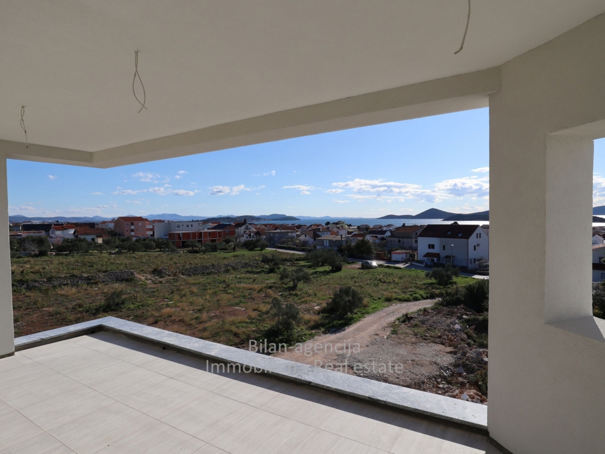 Apartma/Stanovanje Tribunj, 113m2, 3 spavalnice