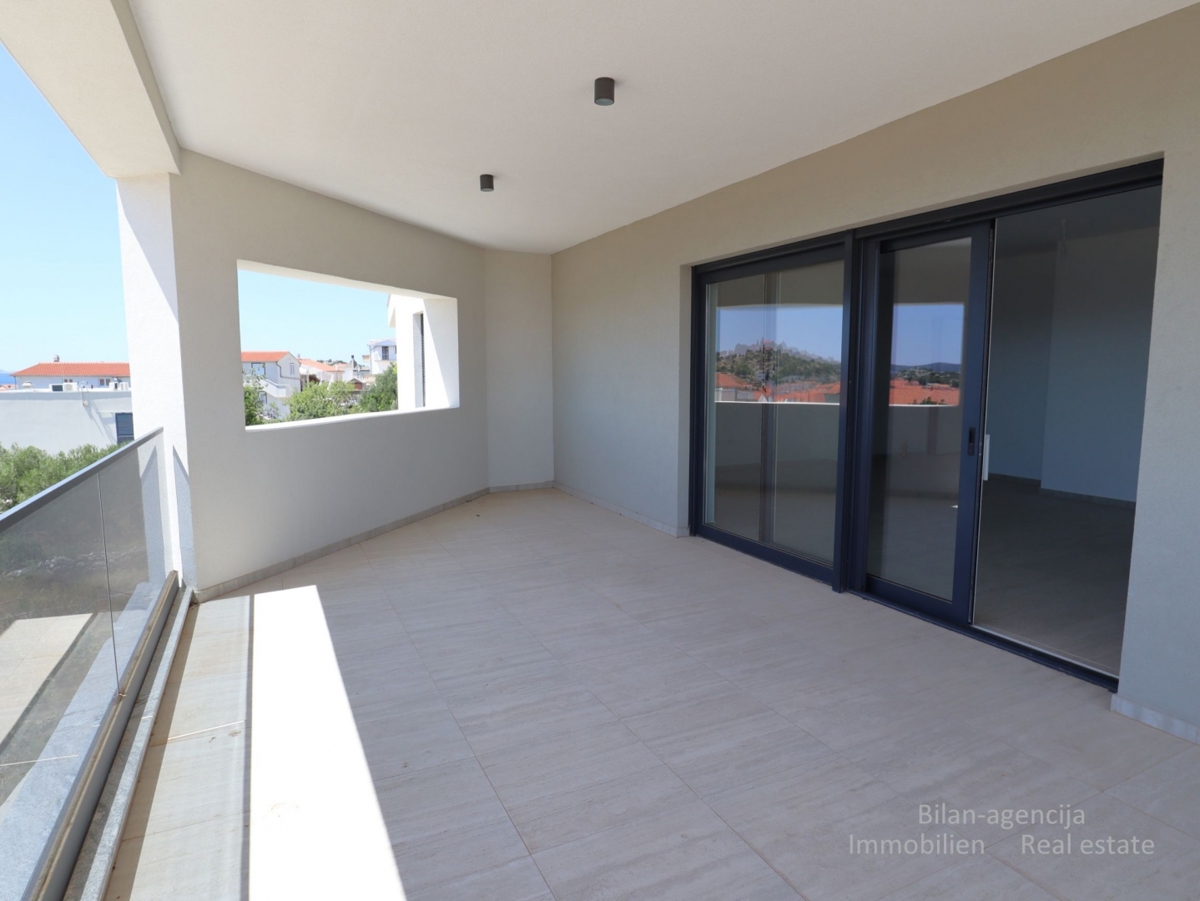 Apartma/Stanovanje Tribunj, 113m2, 3 spavalnice