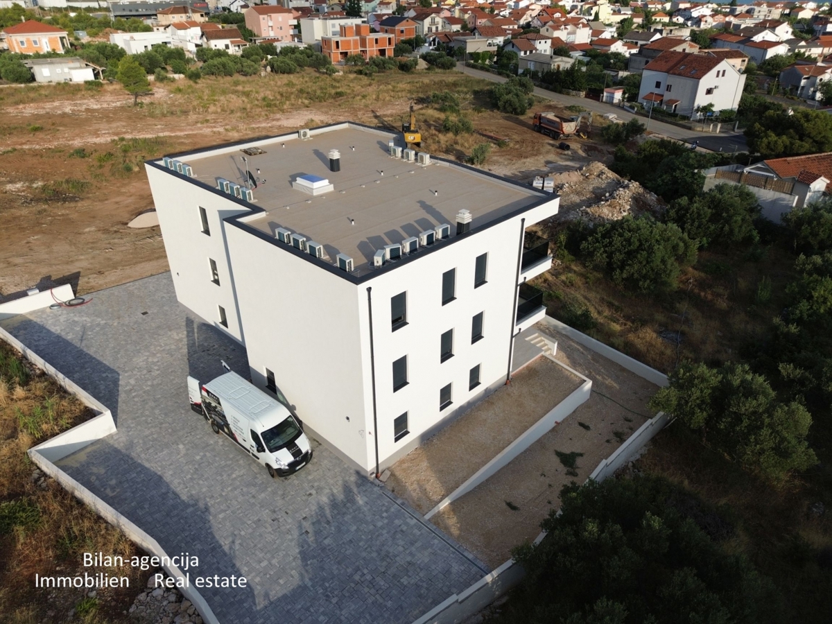 Apartma/Stanovanje Tribunj, 113m2, 3 spavalnice