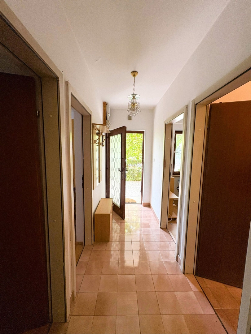 Dve hiši, Vodice, širši center, 550 m do plaže