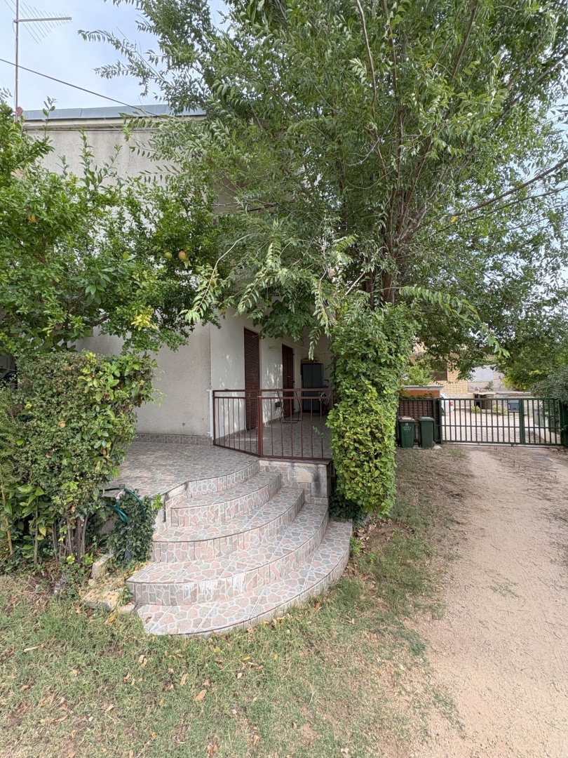 Dve hiši, Vodice, širši center, 550 m do plaže