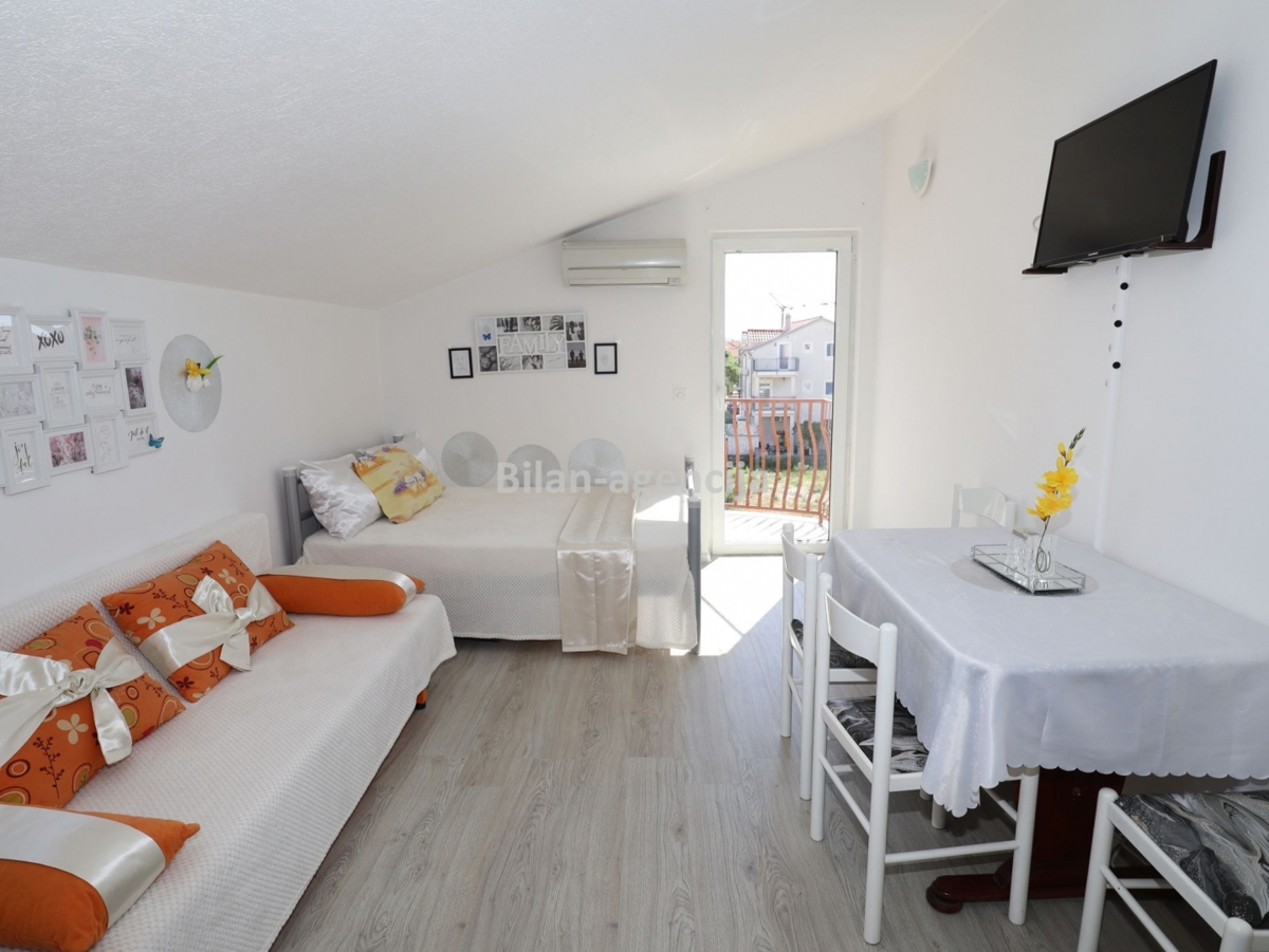 Apartma/Stanovanje Vodice, 25m2