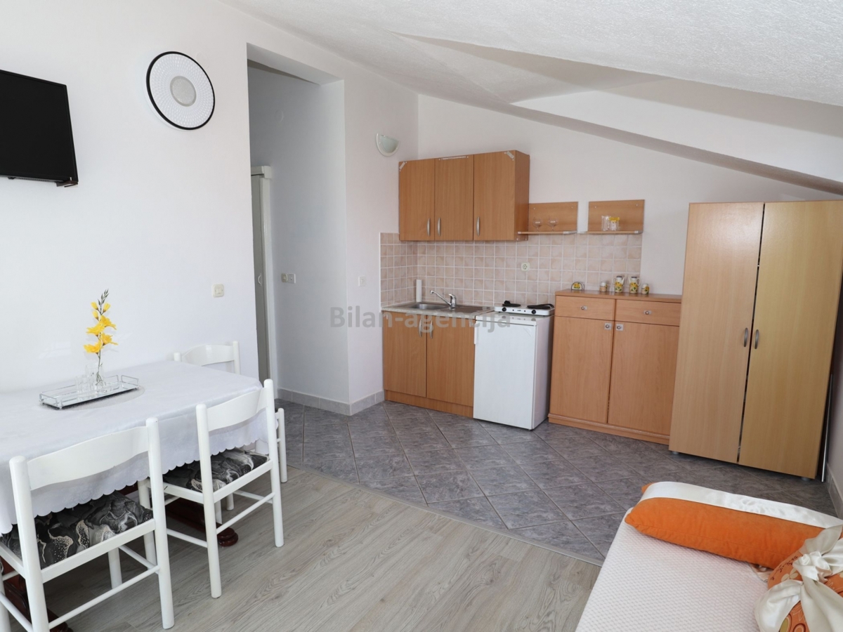 Apartma/Stanovanje Vodice, 25m2