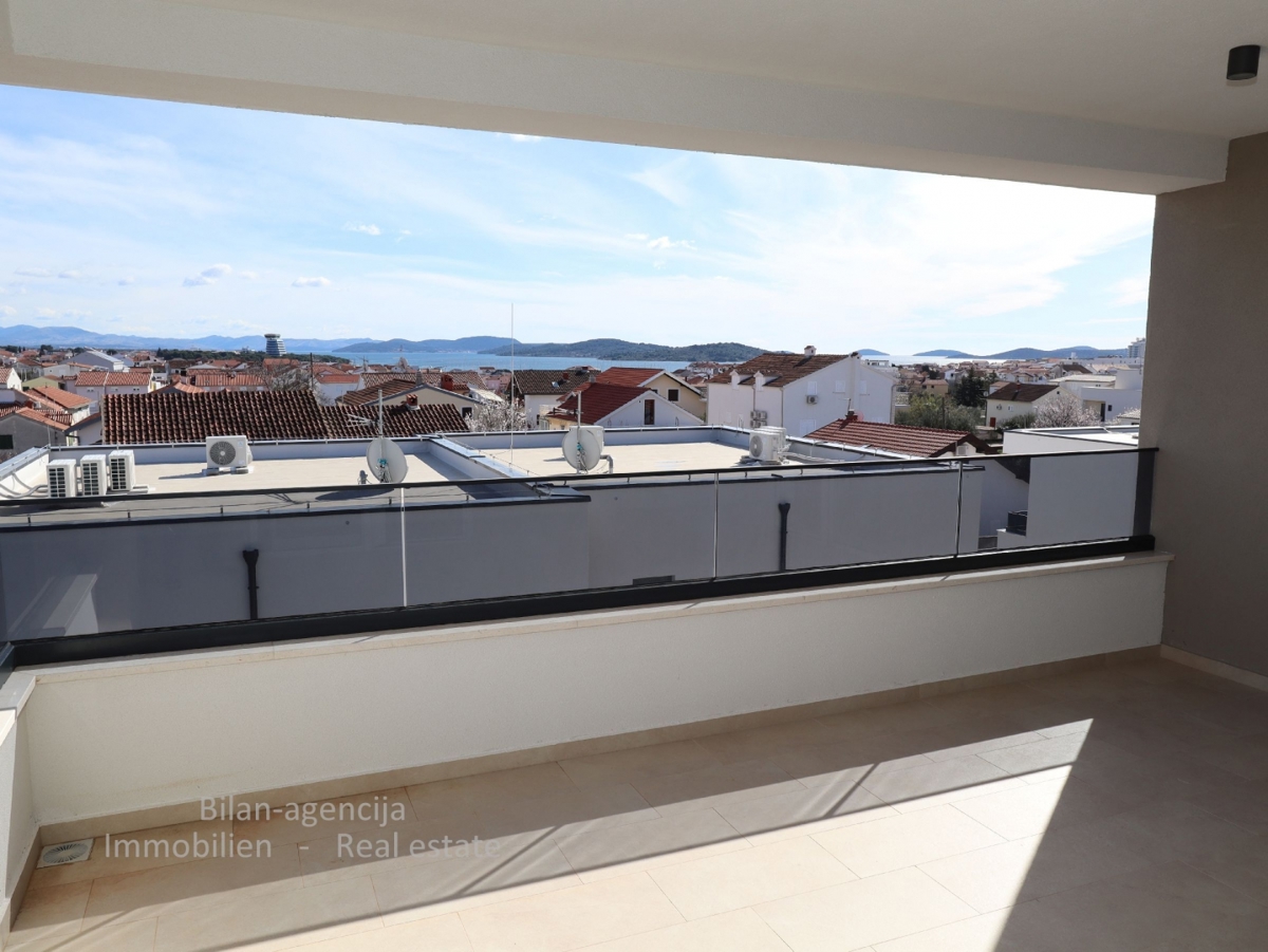Vodice, Dalmacija, apartma s čudovitim razgledom