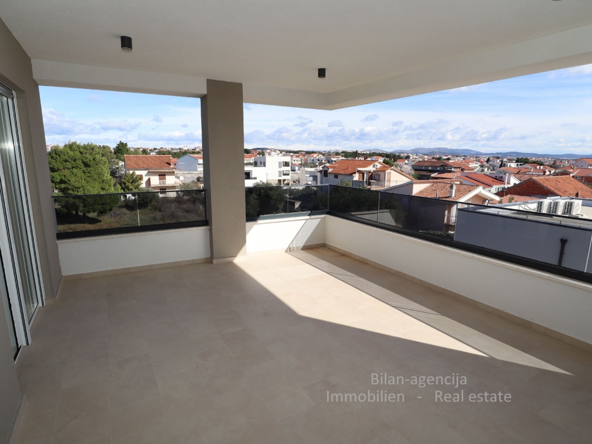 Vodice, Dalmacija, apartma s čudovitim razgledom