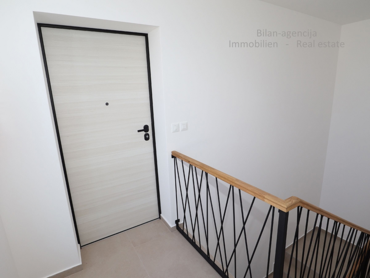 Vodice, Dalmacija, apartma s čudovitim razgledom