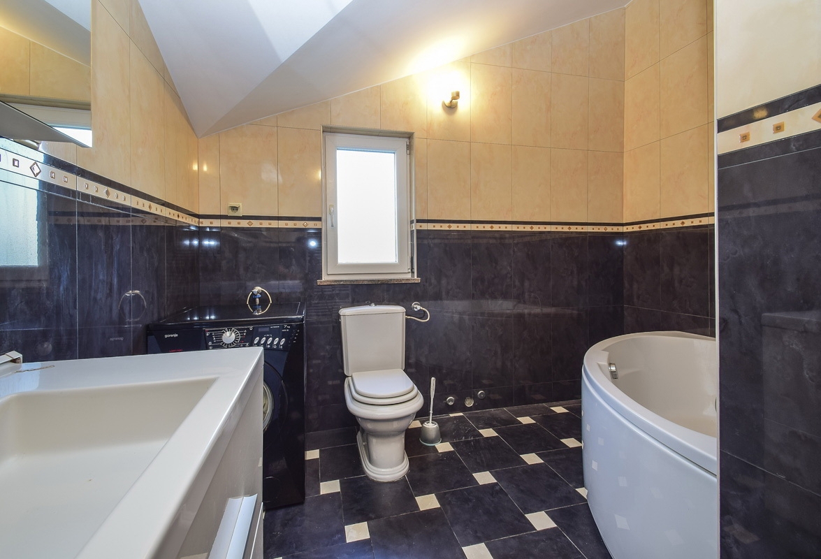 Hiša Vodice, 340m2