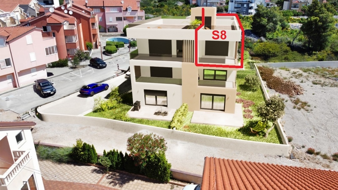 Apartma, drugo nadstropje, strešna terasa, pogled na morje