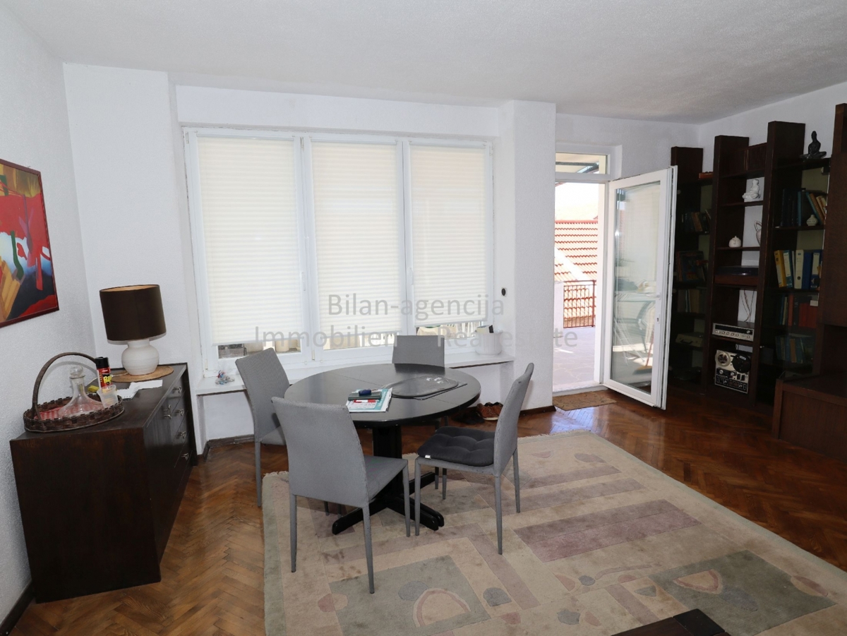 Apartma/Stanovanje Vodice, 170m2