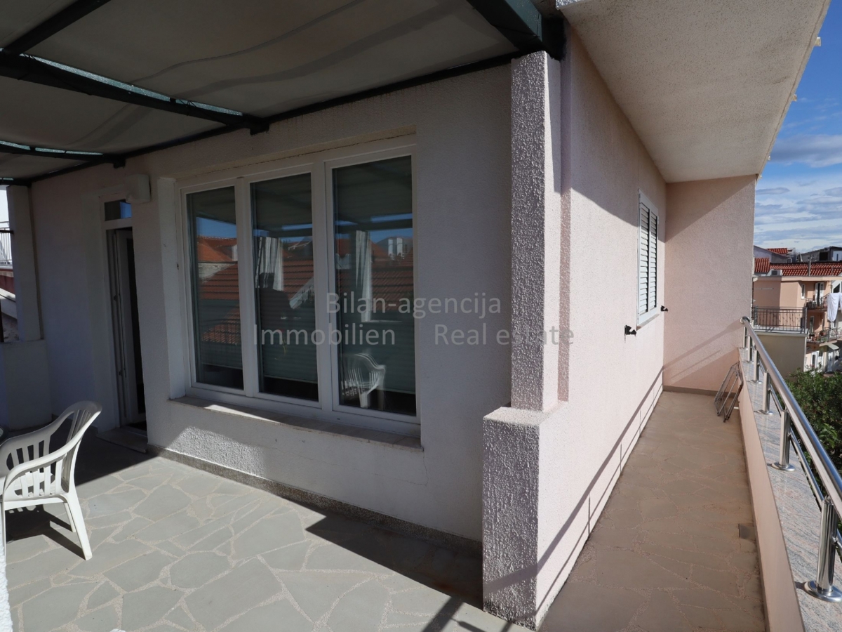 Apartma/Stanovanje Vodice, 170m2