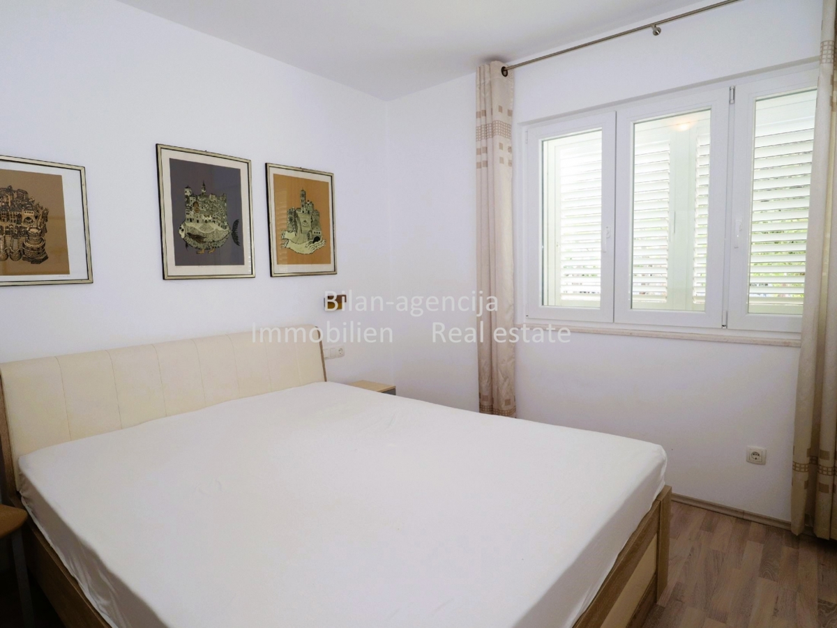 Apartma/Stanovanje Vodice, 170m2