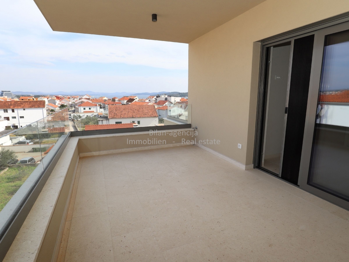 Apartma/Stanovanje Vodice, 131m2