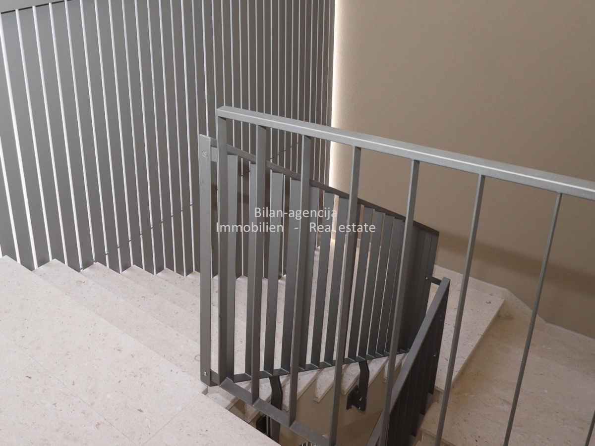 Apartma/Stanovanje Vodice, 131m2