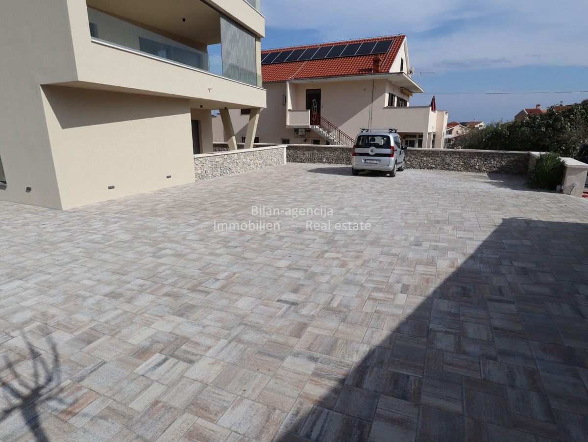 Apartma/Stanovanje Vodice, 131m2