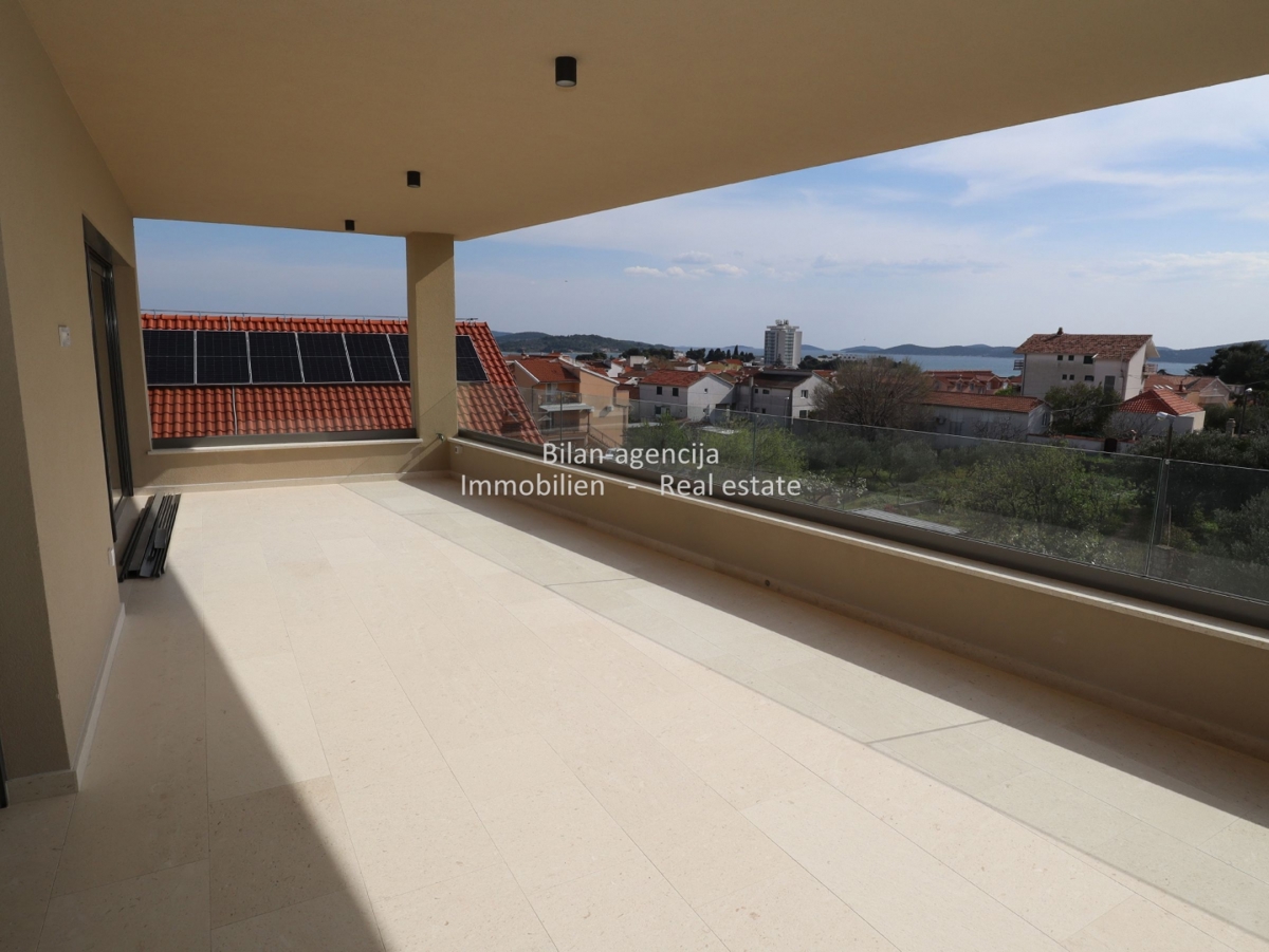 Apartma/Stanovanje Vodice, 131m2