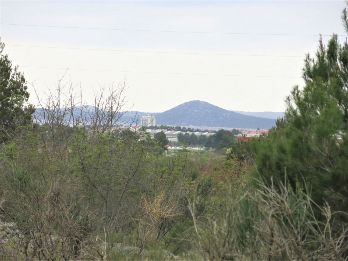 Zemljišče Vodice, 4.398m2