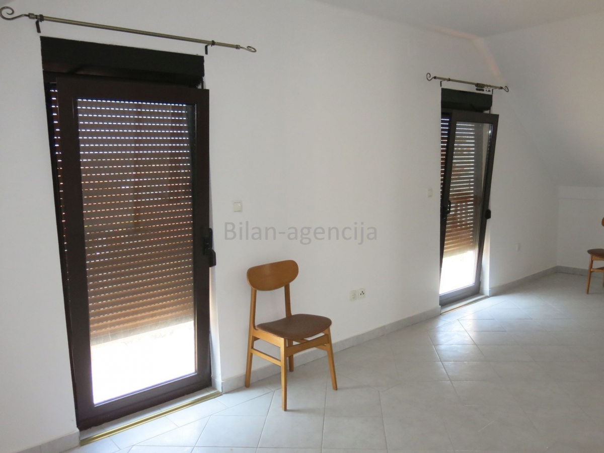 Hiša Vodice, 361m2