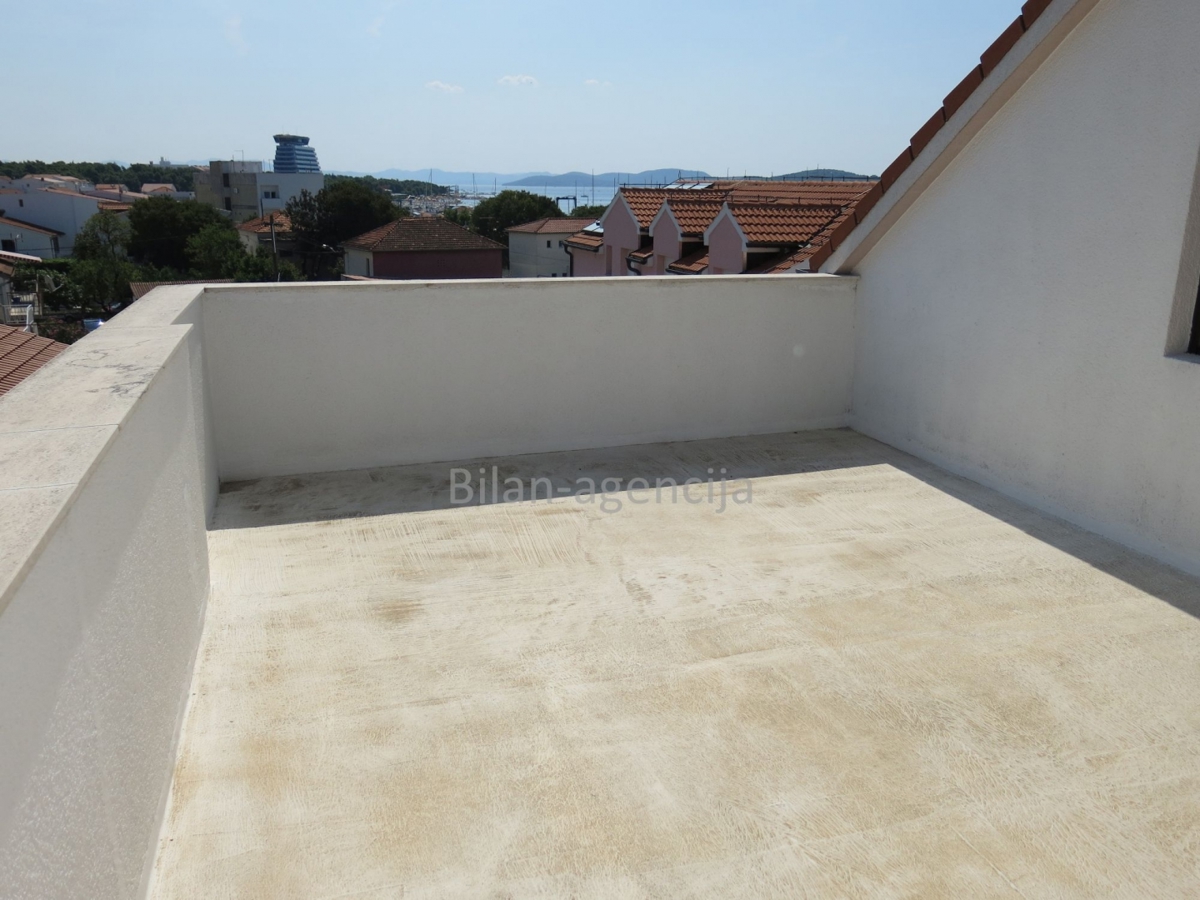 Hiša Vodice, 361m2