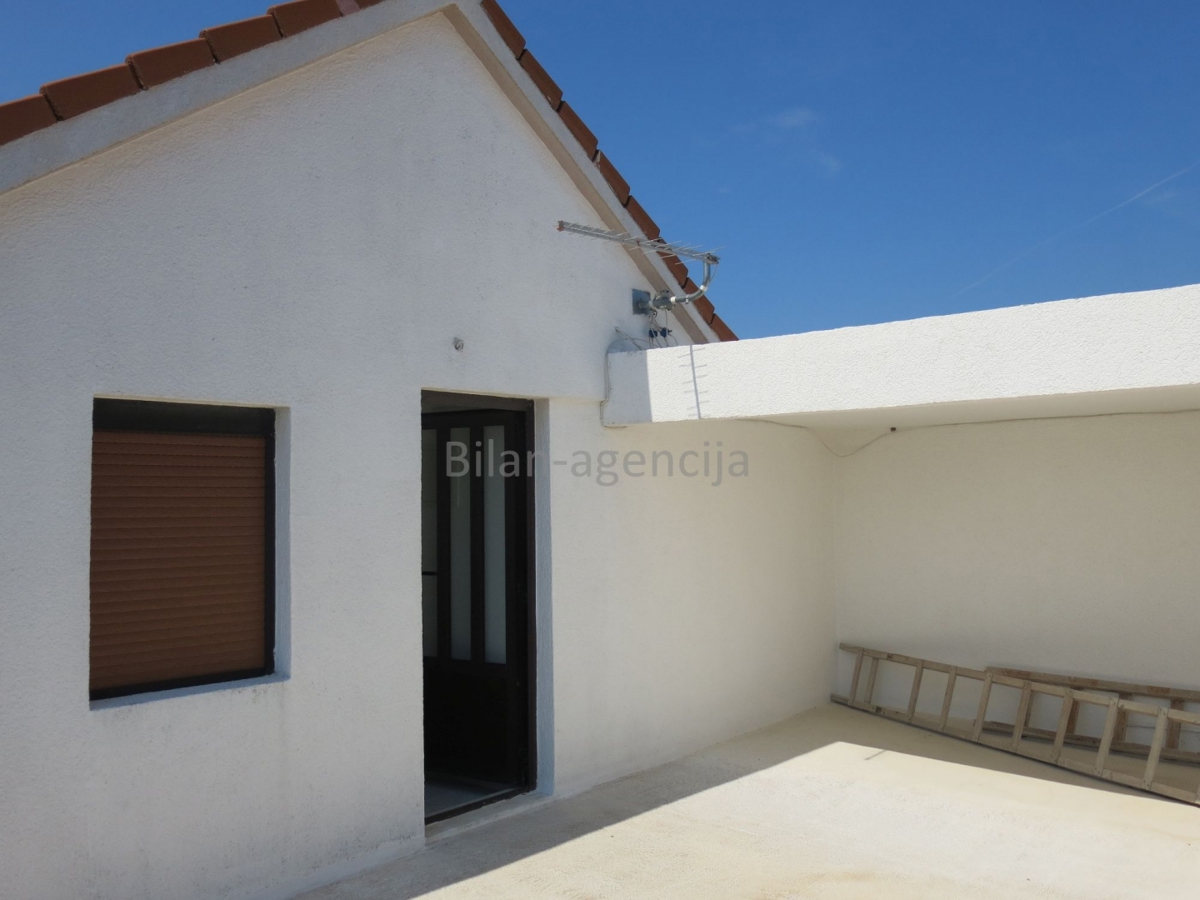 Hiša Vodice, 361m2