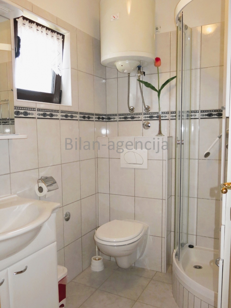 Hiša Vodice, 361m2