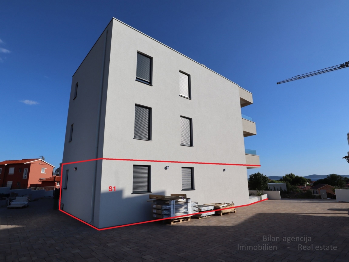 Tribunj, novogradnja, pritličje, vrt, 299.000 €, 97.56m2