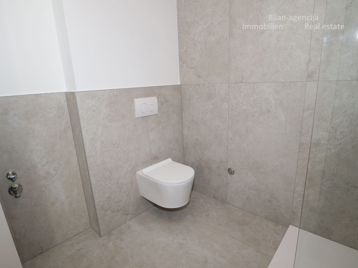 Tribunj, novogradnja, pritličje, vrt, 299.000 €, 97.56m2