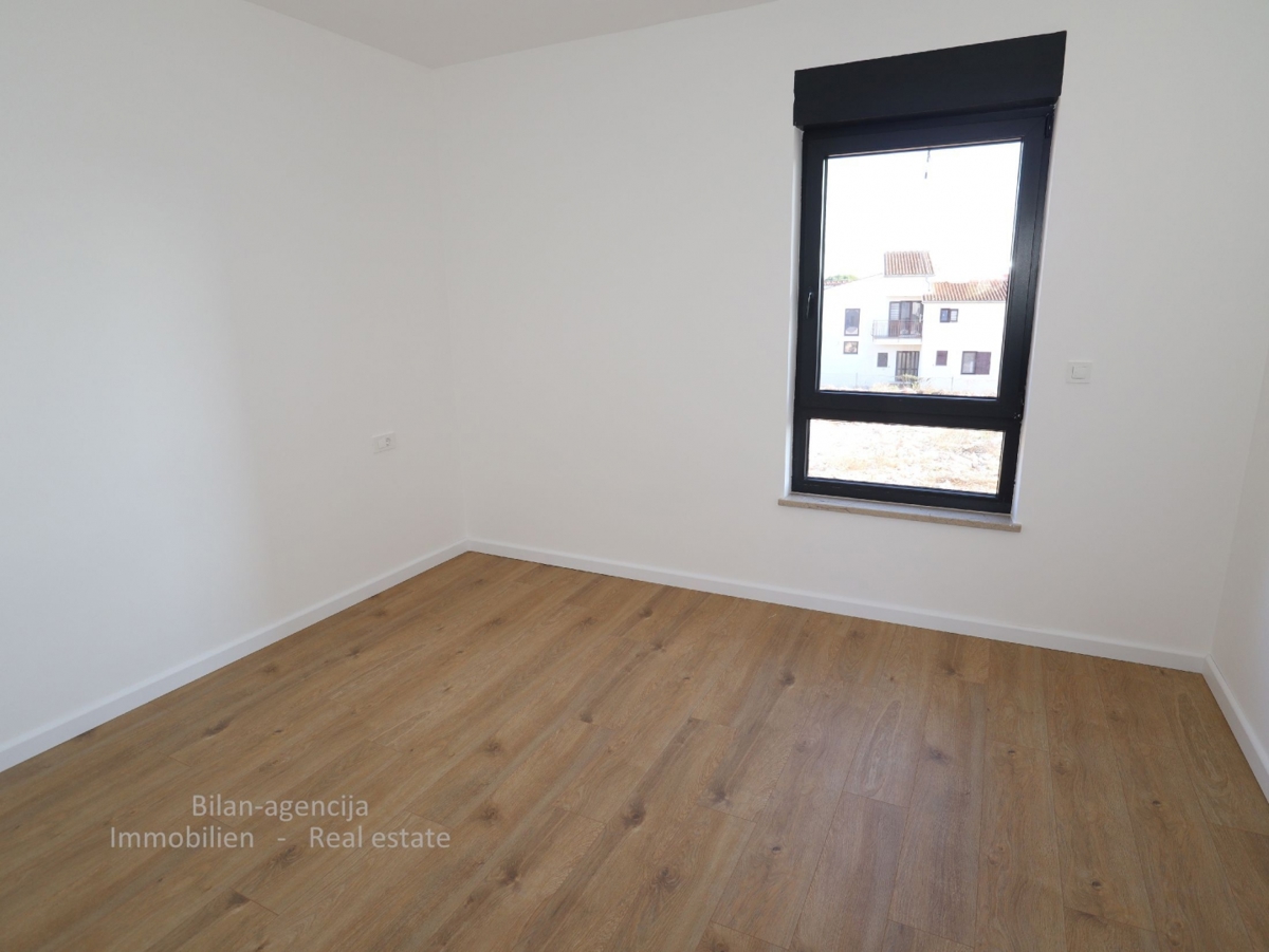 Apartma/Stanovanje Tribunj, 133m2