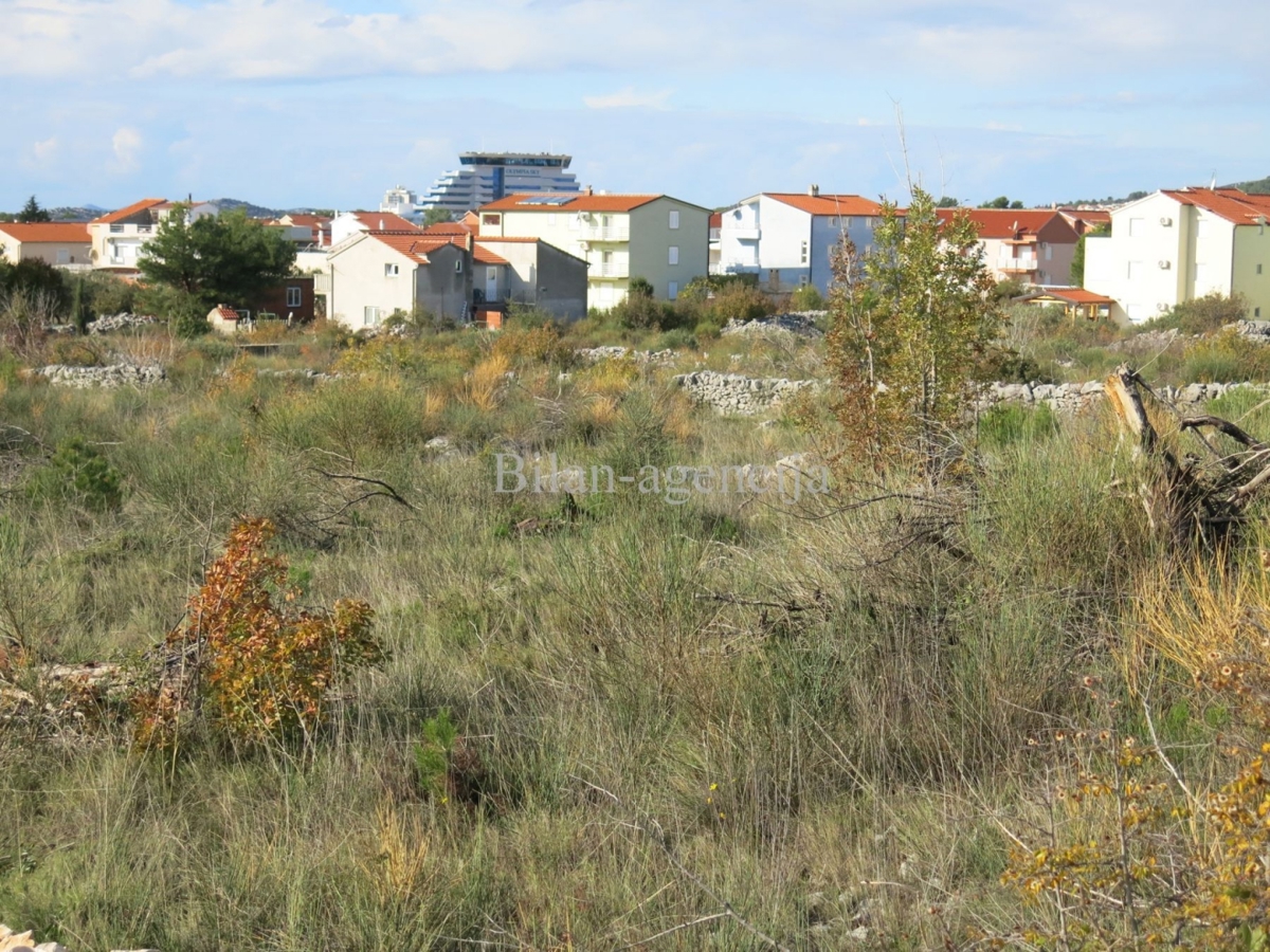 Zemljišče Vodice, 11.000m2
