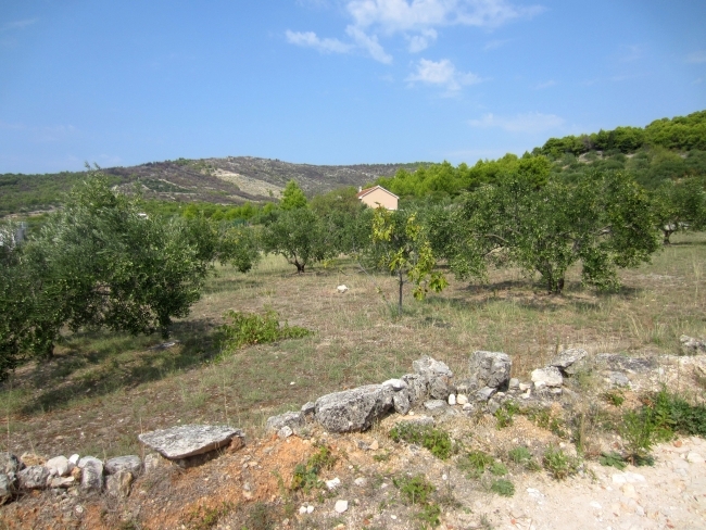 Zemljišče Vodice, 2.200m2