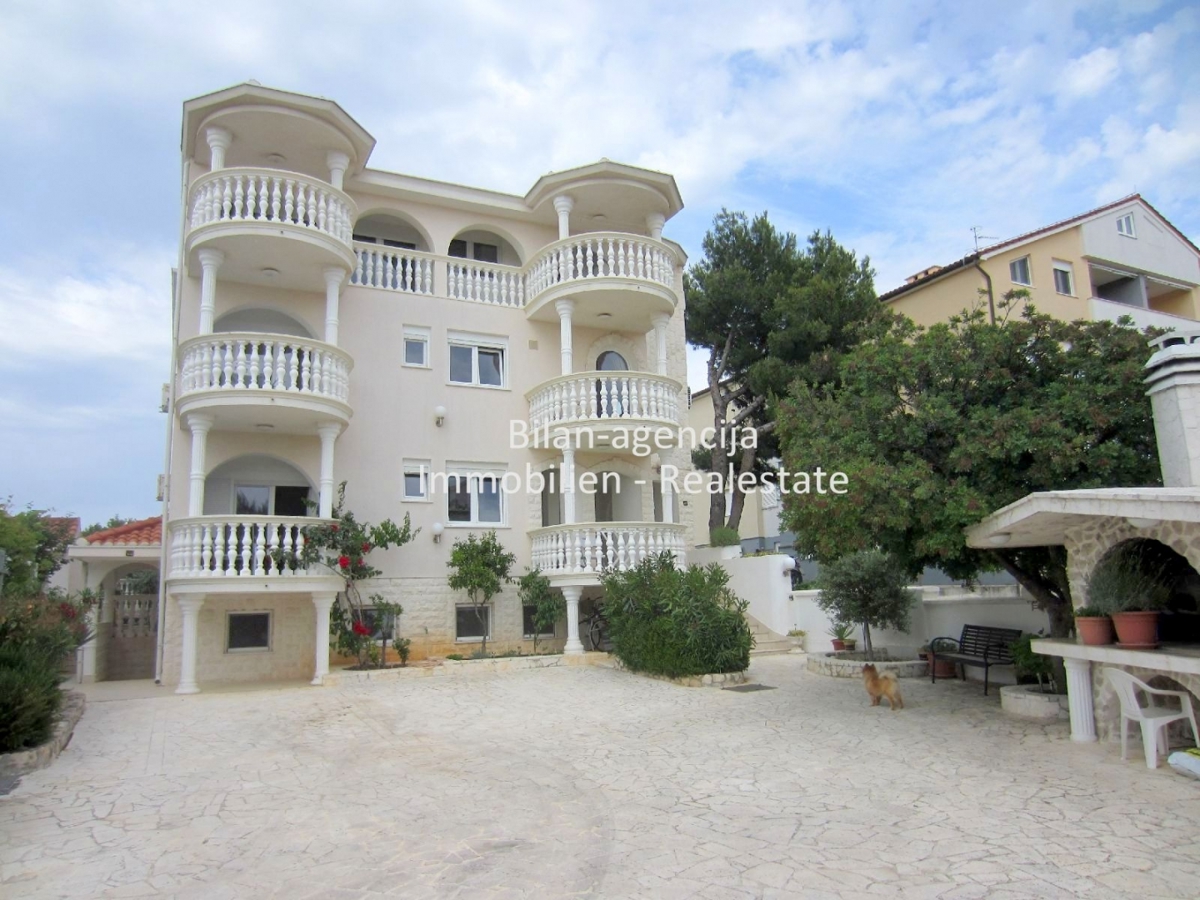 Apartma/Stanovanje Vodice, 98,09m2