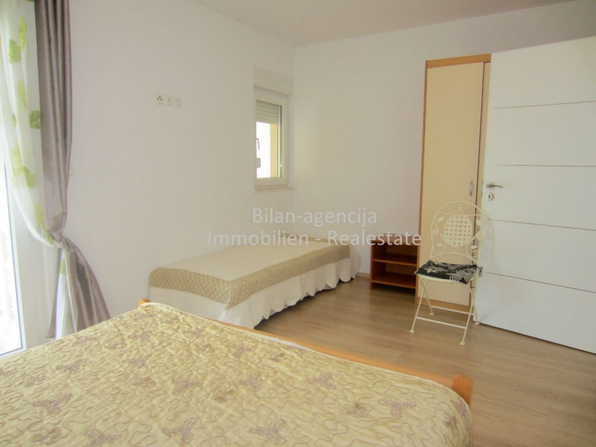 Apartma/Stanovanje Vodice, 98,09m2