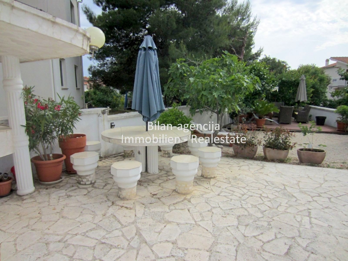 Apartma/Stanovanje Vodice, 98,09m2