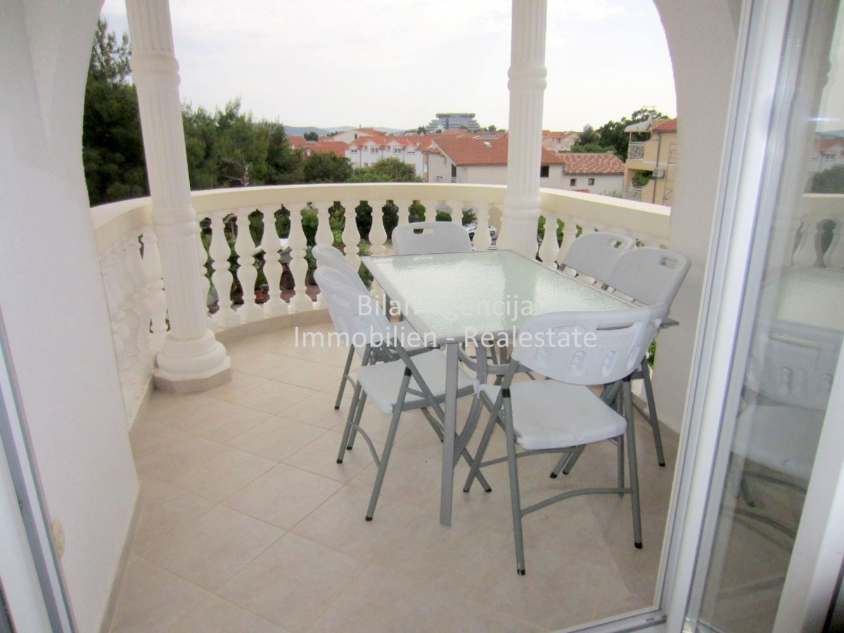Apartma/Stanovanje Vodice, 98,09m2