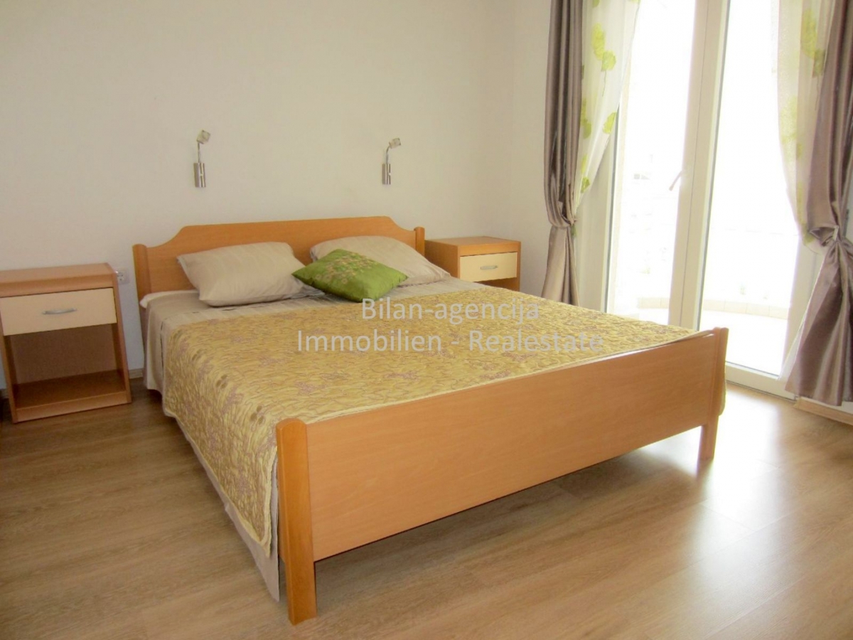 Apartma/Stanovanje Vodice, 98,09m2