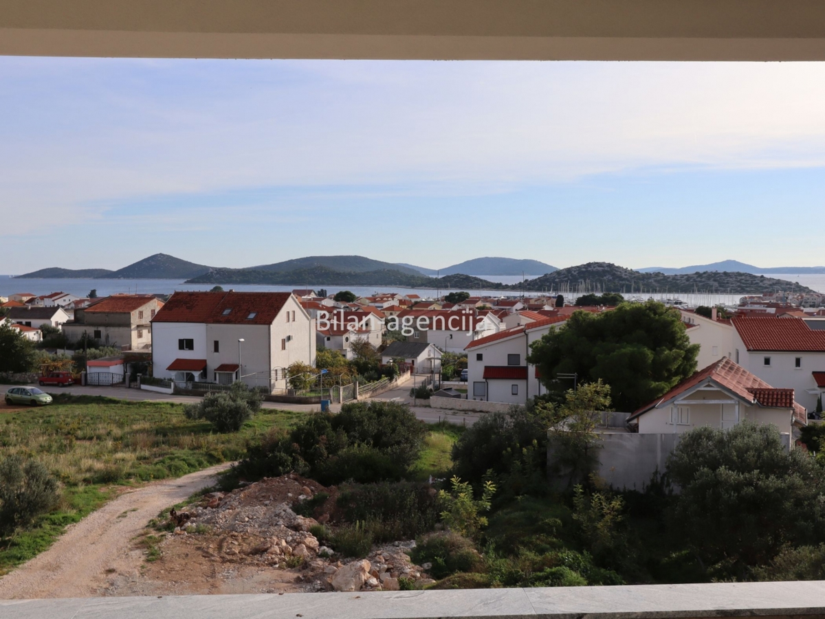 Apartma/Stanovanje Tribunj, 112,98m2