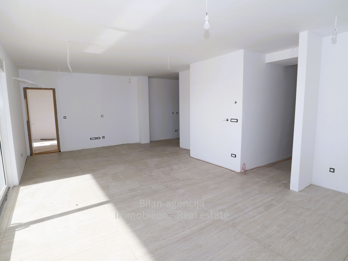 Apartma/Stanovanje Tribunj, 112,98m2