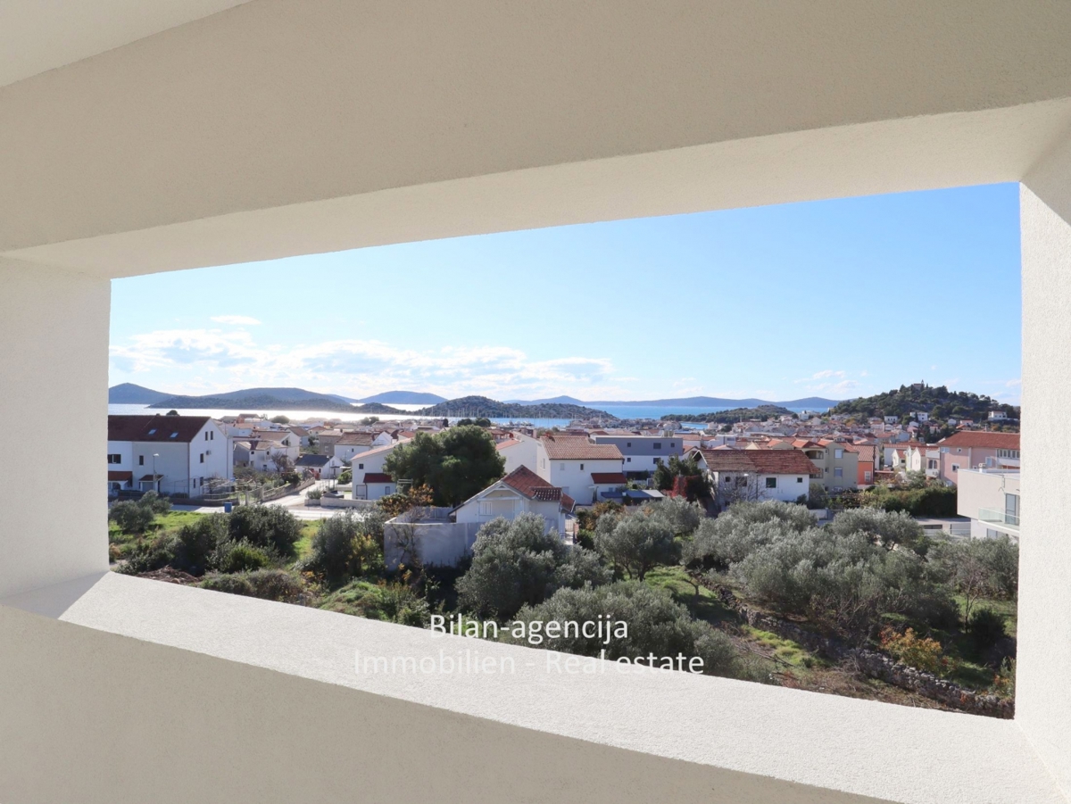 Apartma/Stanovanje Tribunj, 112,98m2